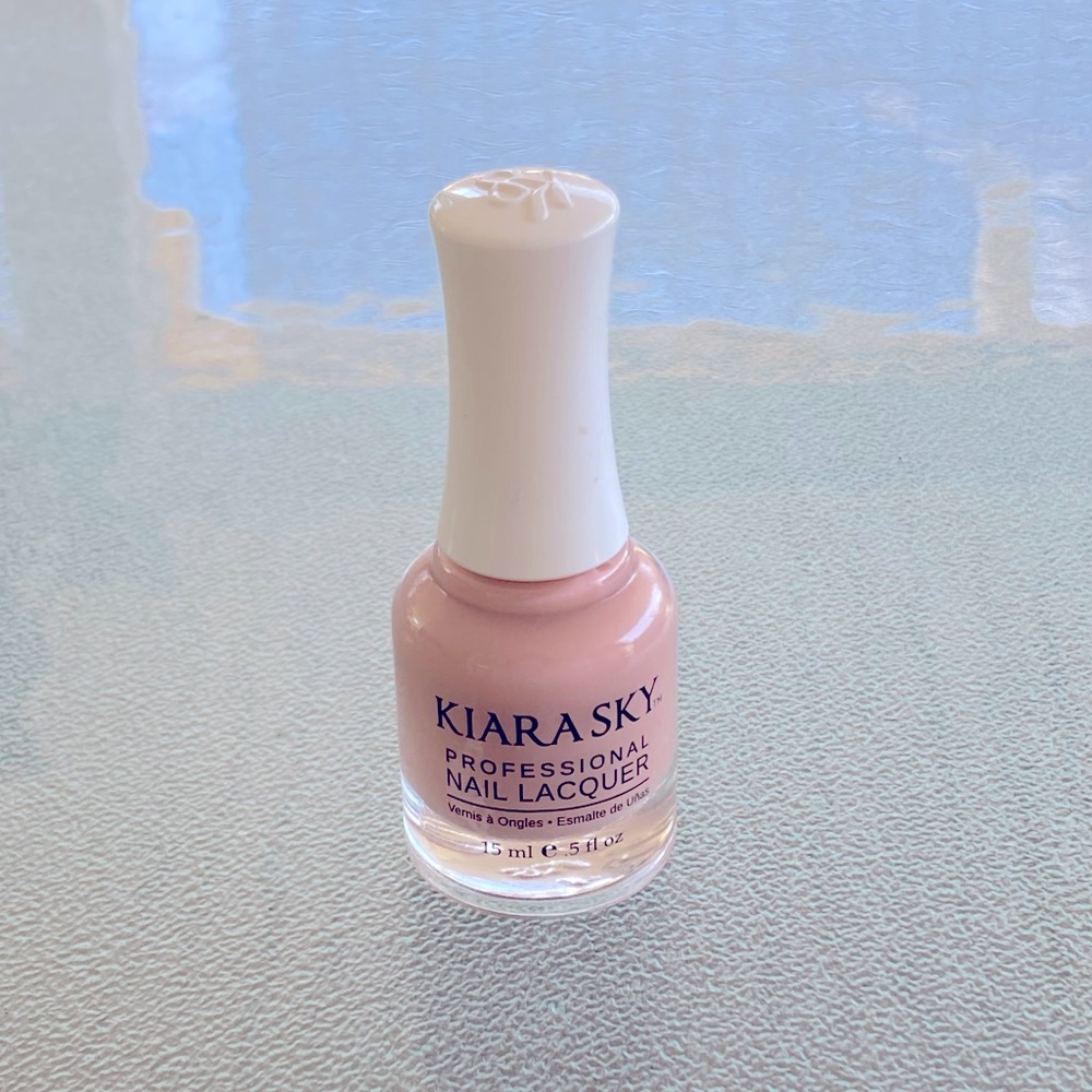 BRAND NEW KIARA SKY IN BARE WITH ME